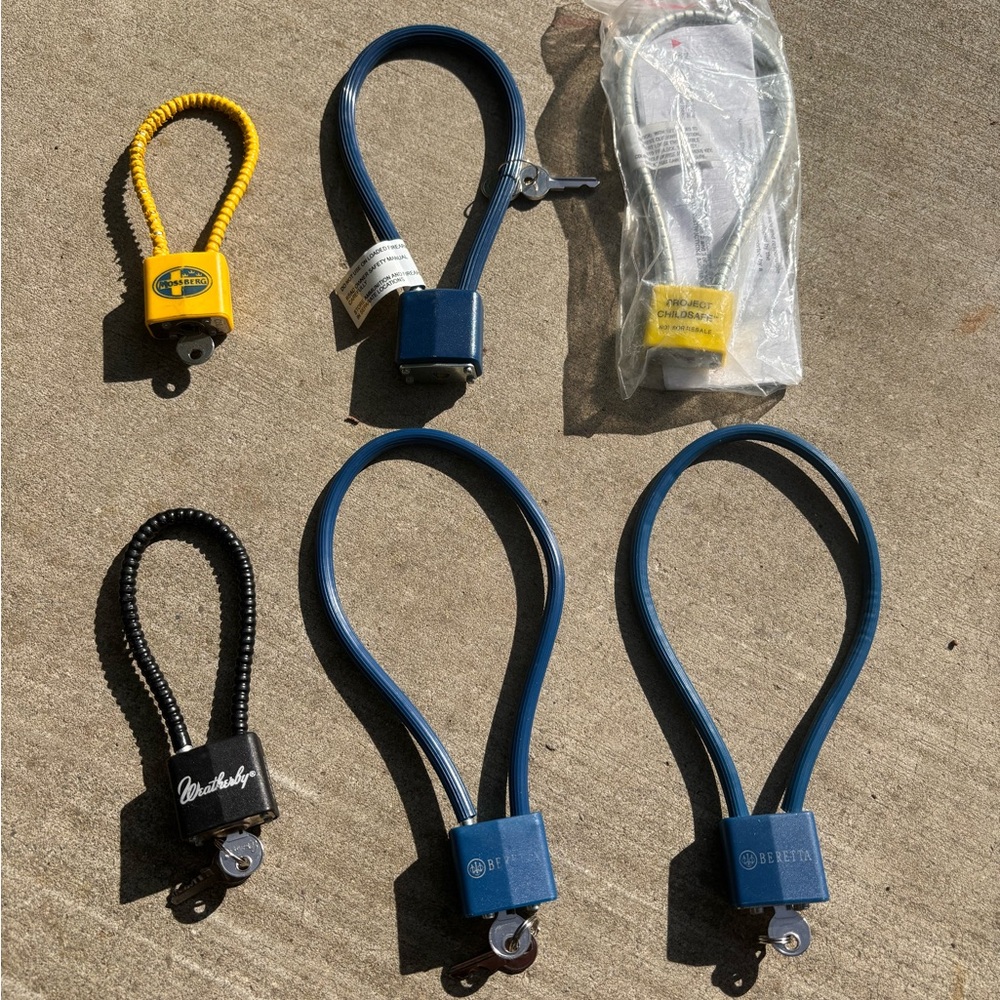 Lot of 6 Gun Safety Cable Locks Project ChildSafe Weatherby 2 Beretta Mossberg